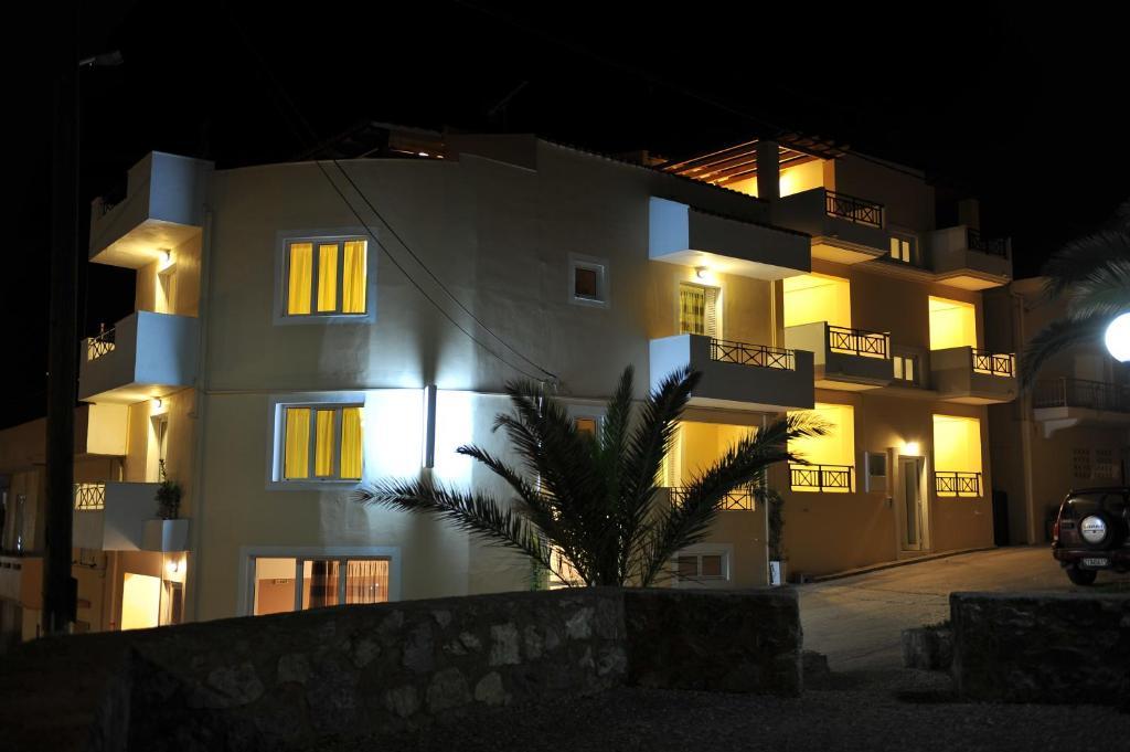 Castello Apartments Rethymno Exteriör bild